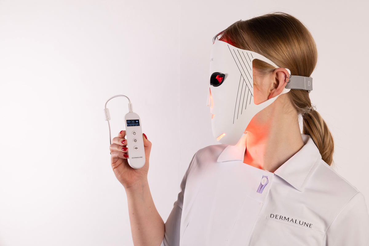 Dermalune LED photobiomodulation mask & remote product in hand
